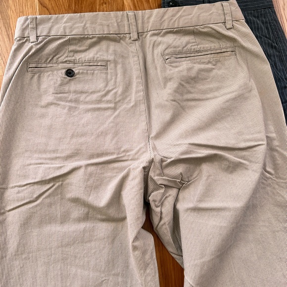 Two pairs of Banana Republic dress pants - Picture 3 of 10